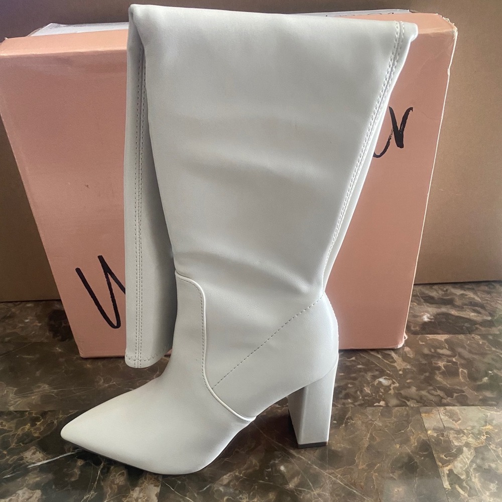 Wild Pair Eileenep Women Bone White Pointed Toe Block Heel Tall Boots Size 6M